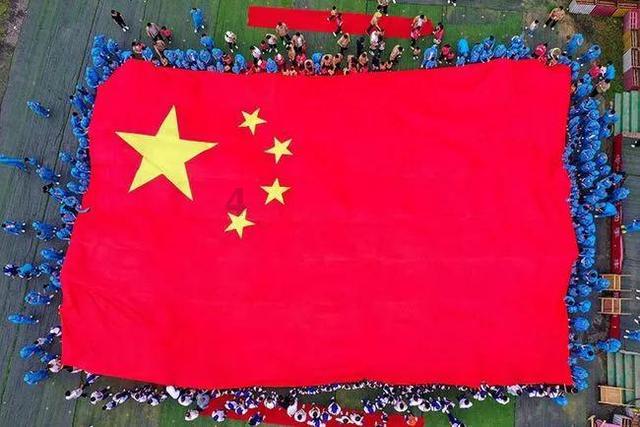 丰都碧溪河重现水清岸绿