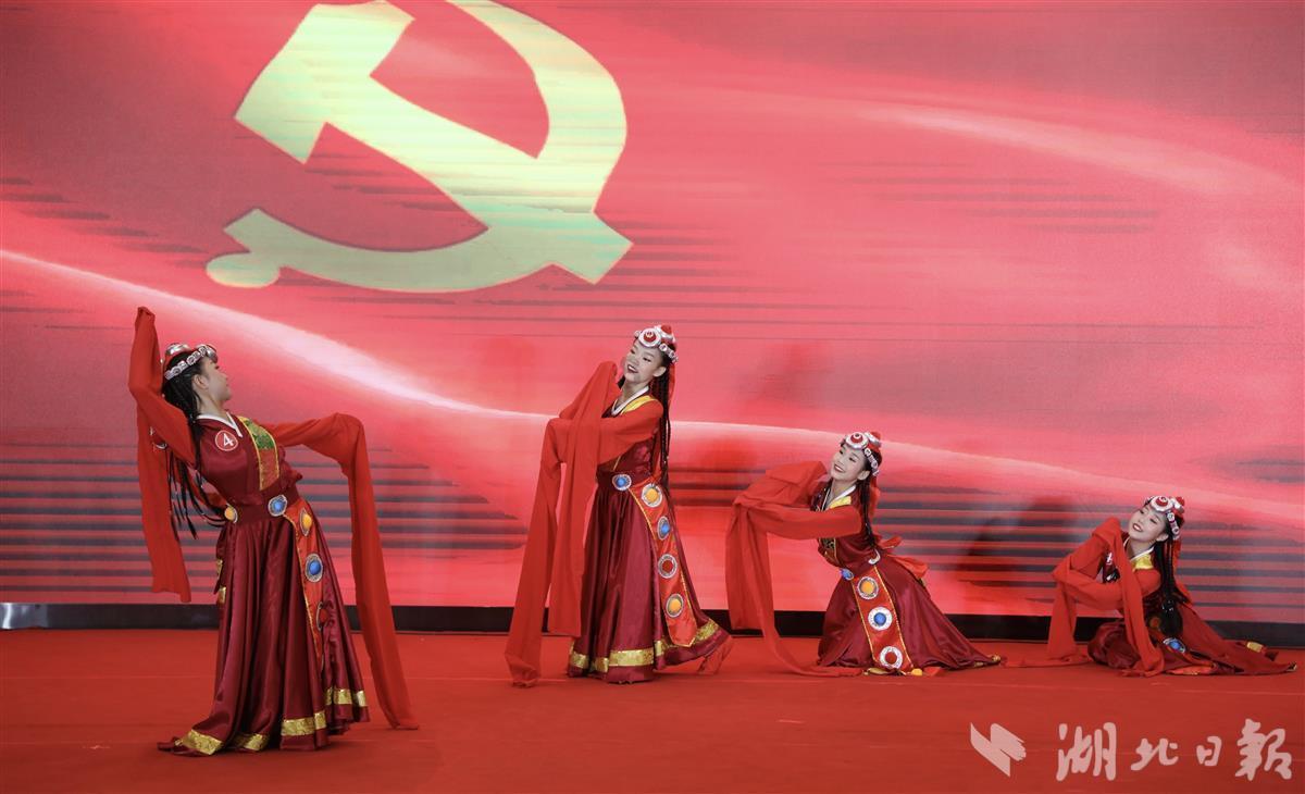 马龙打造种养一体农牧发展新格局