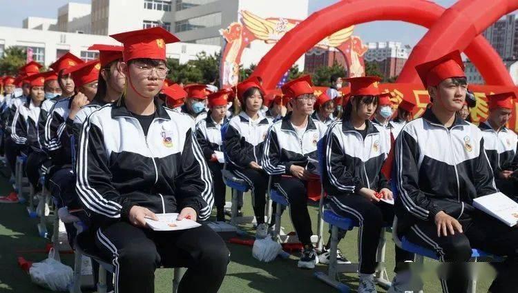 女子哈尔滨打出租车,司机不让线上付款扬言:爱去哪投诉去哪投诉